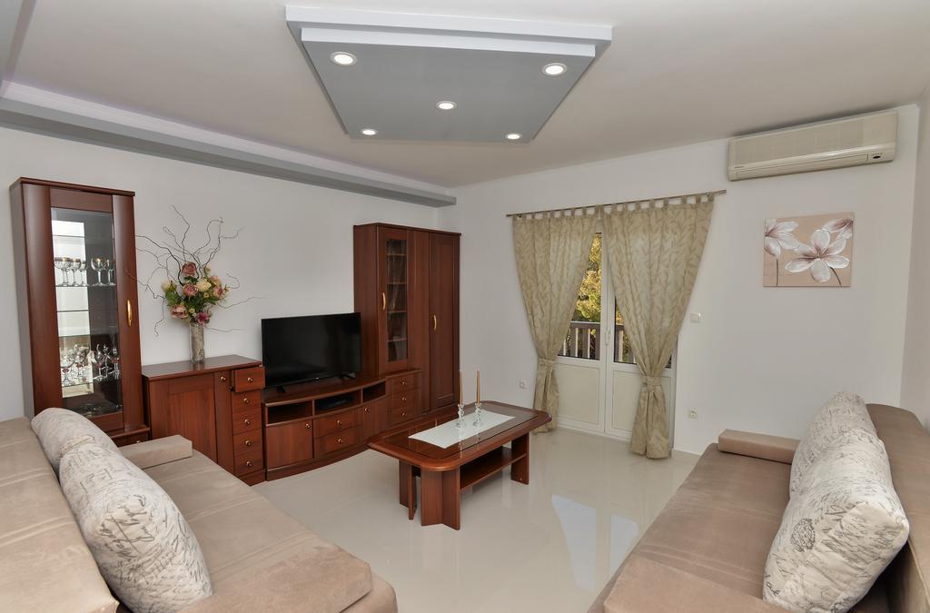 Ivana Apartments มาคาร์สกา ภายนอก รูปภาพ