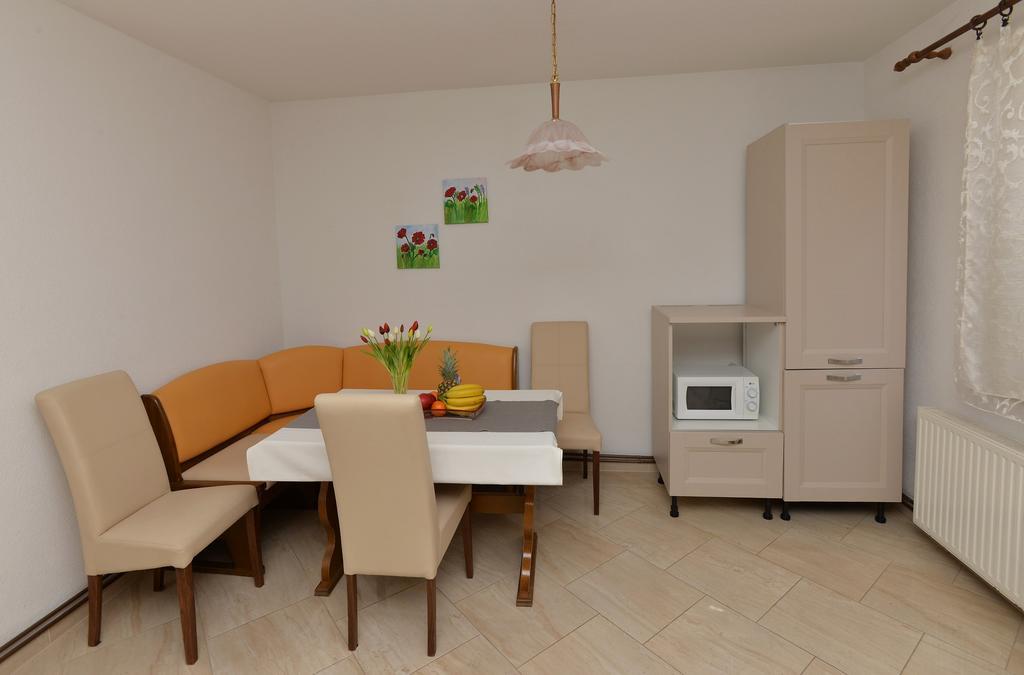 Ivana Apartments มาคาร์สกา ภายนอก รูปภาพ