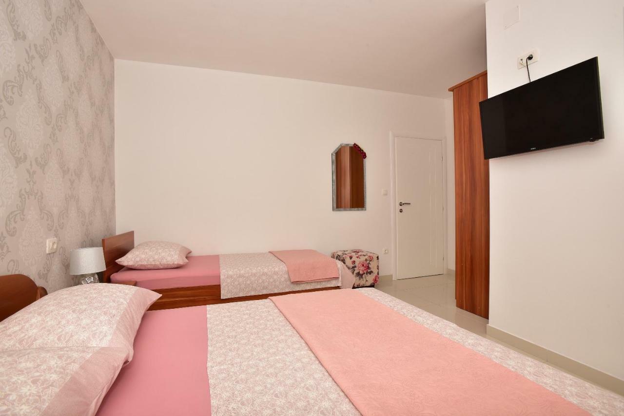 Ivana Apartments มาคาร์สกา ภายนอก รูปภาพ